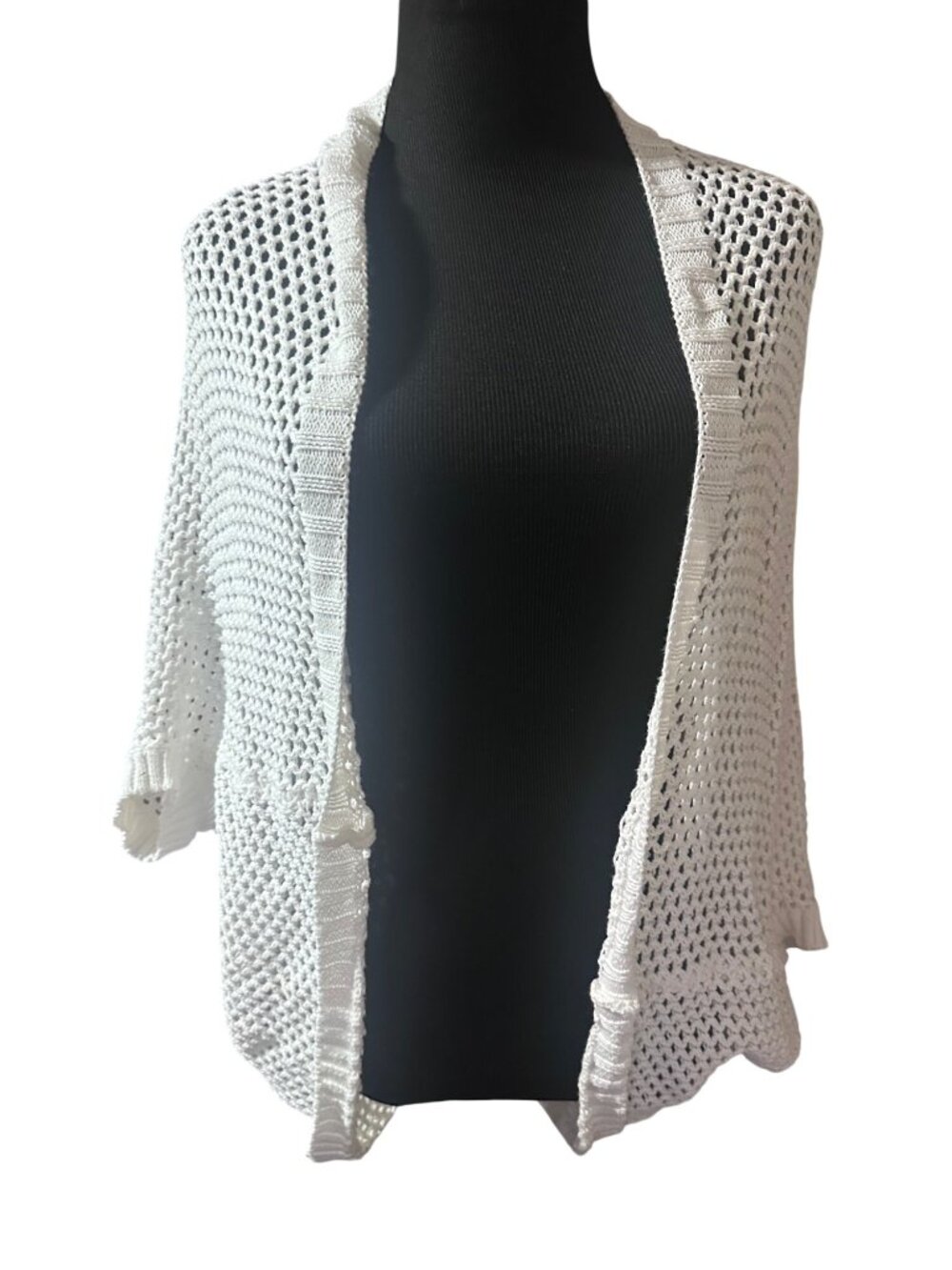 Forever 21 white cotton crochet cardigan size M
